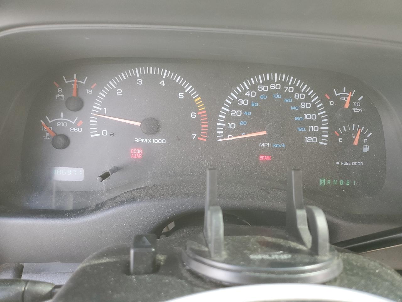 YV1LZ5644W2427246 1998 Volvo V70 Xc