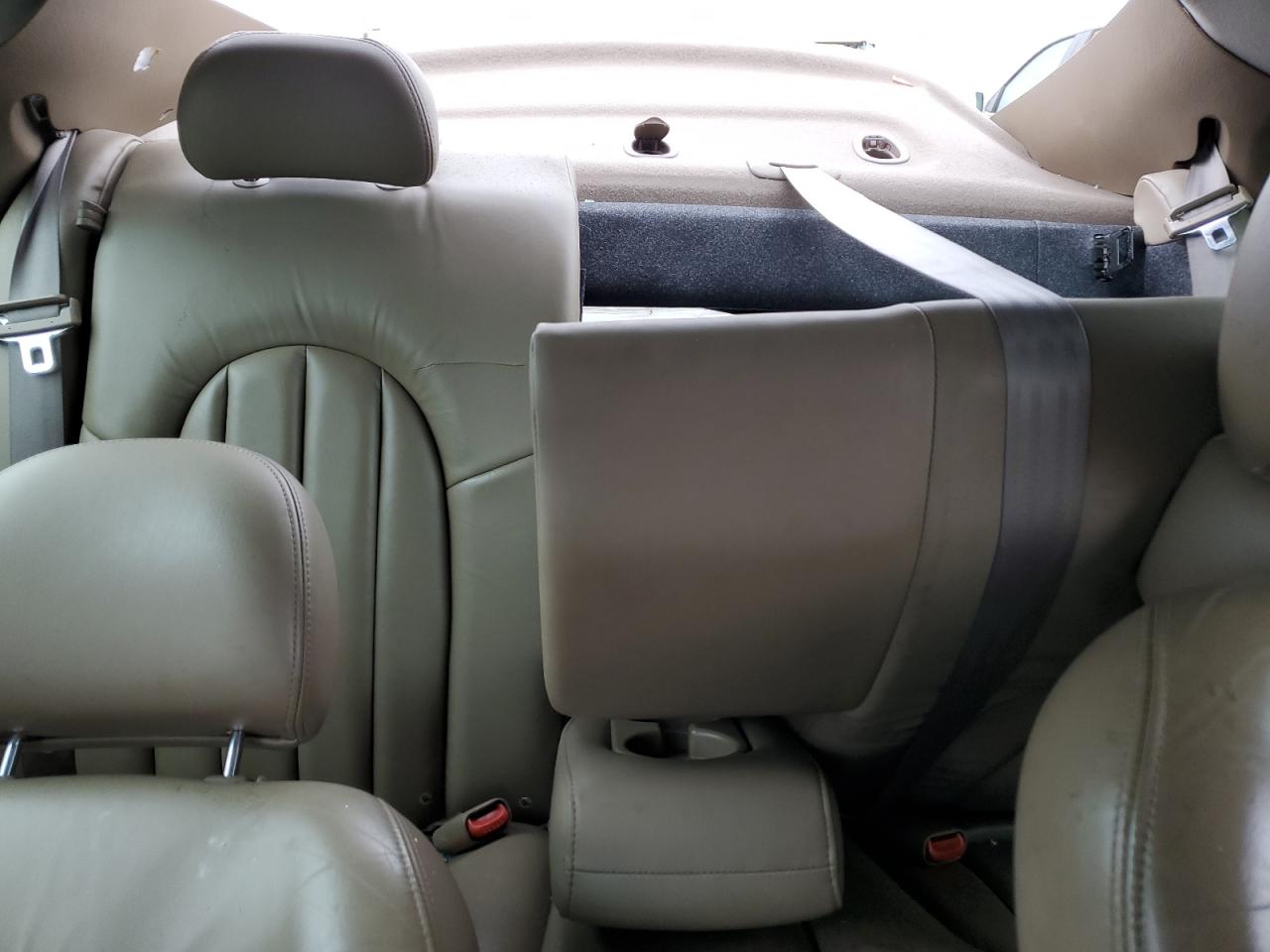 2C3HE66G32H118963 2002 Chrysler 300M