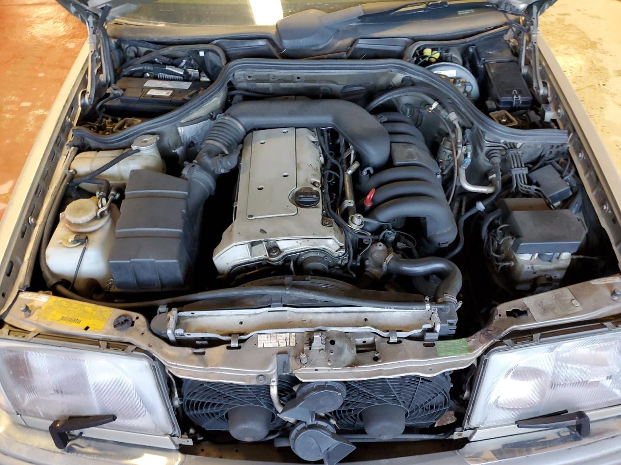 WDBEA32EXSC210005 1995 Mercedes-Benz E 320 Base