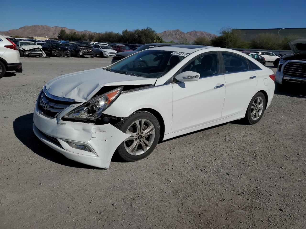 5NPEC4AC2BH074197 2011 Hyundai Sonata Se