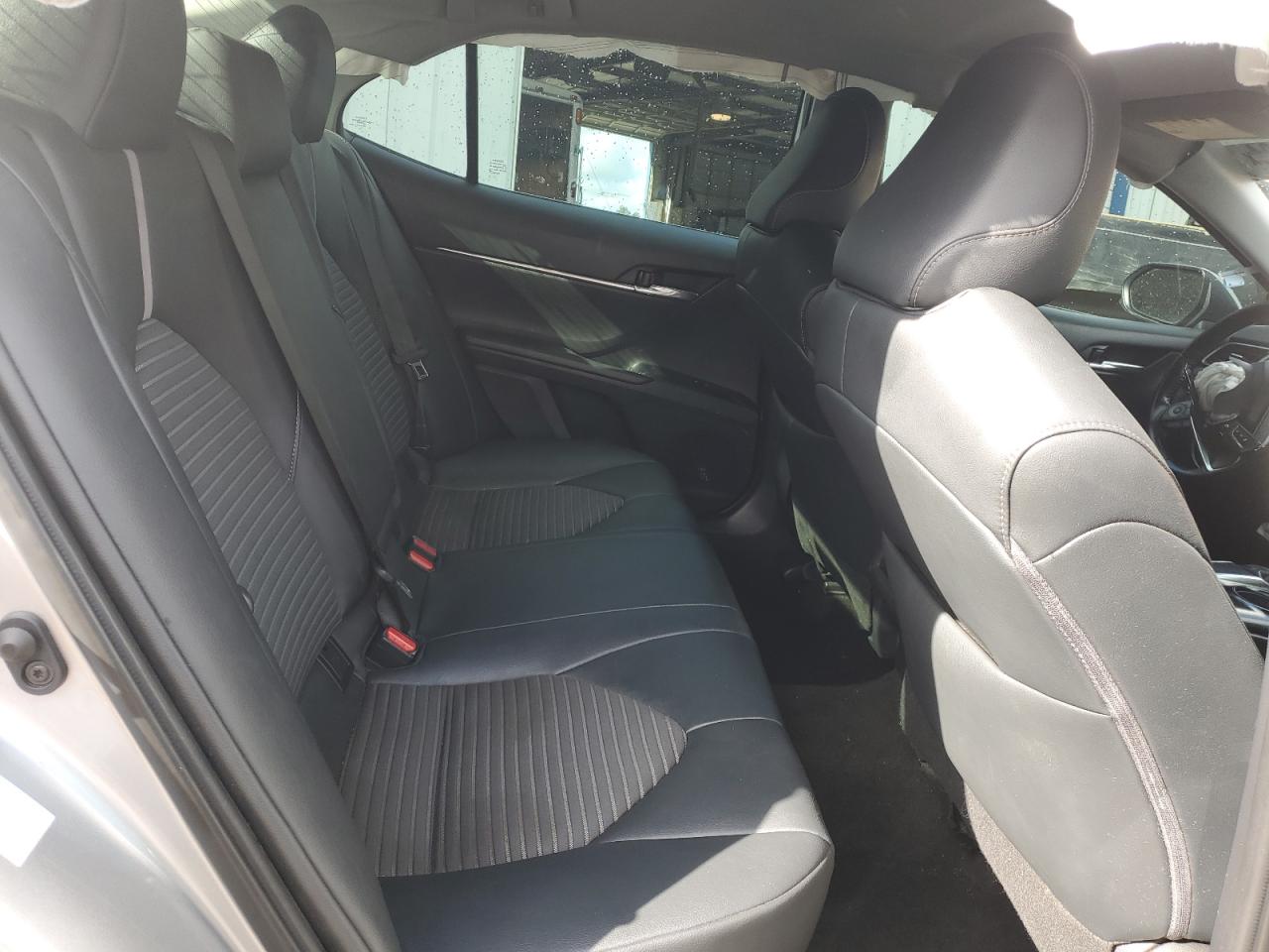 4T1B11HKXKU185036 2019 Toyota Camry L