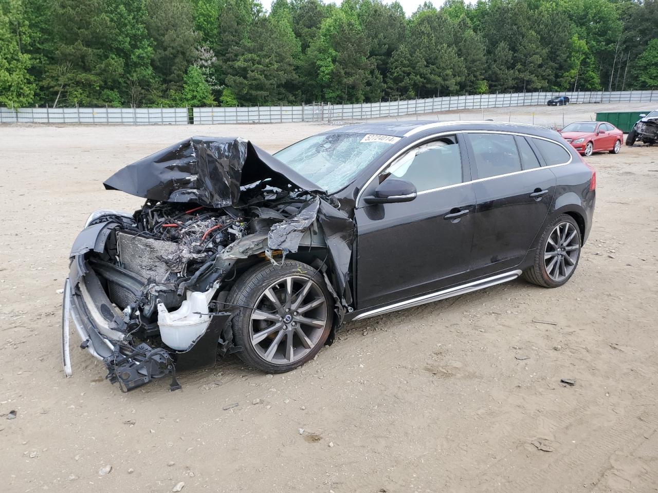 Volvo V60 2015 