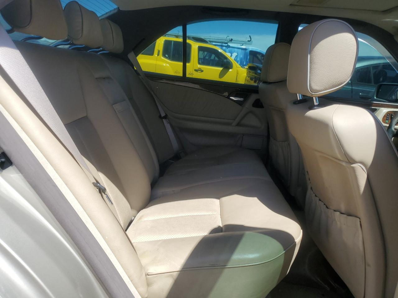 WDBJF55FXVJ025419 1997 Mercedes-Benz E 320