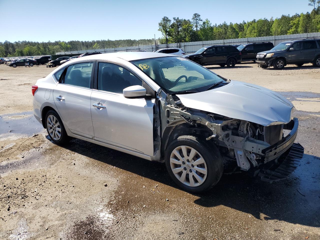 2016 Nissan Sentra S vin: 3N1AB7AP8GL679017