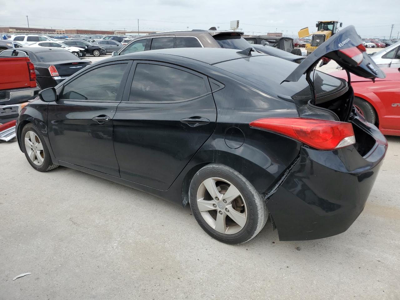 KMHDH4AE6CU479724 2012 Hyundai Elantra Gls