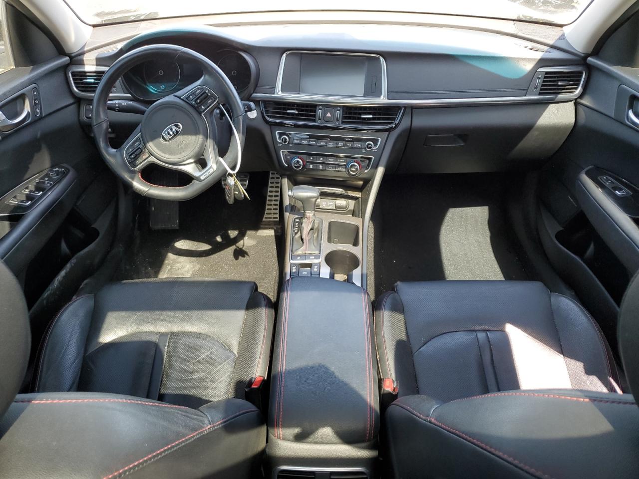 5XXGW4L28HG138963 2017 Kia Optima Sx