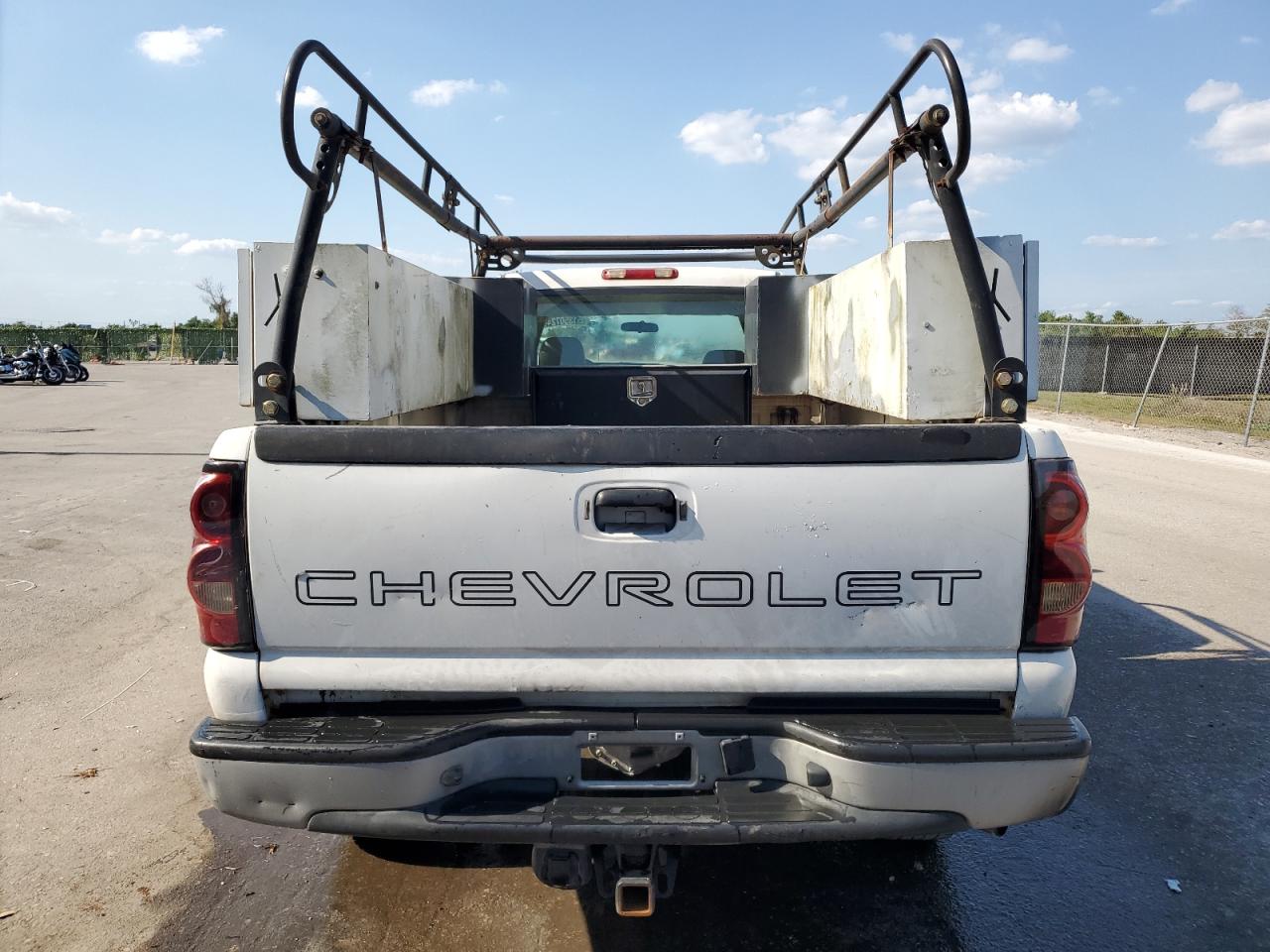 1GCHC33D37F113586 2007 Chevrolet Silverado C3500