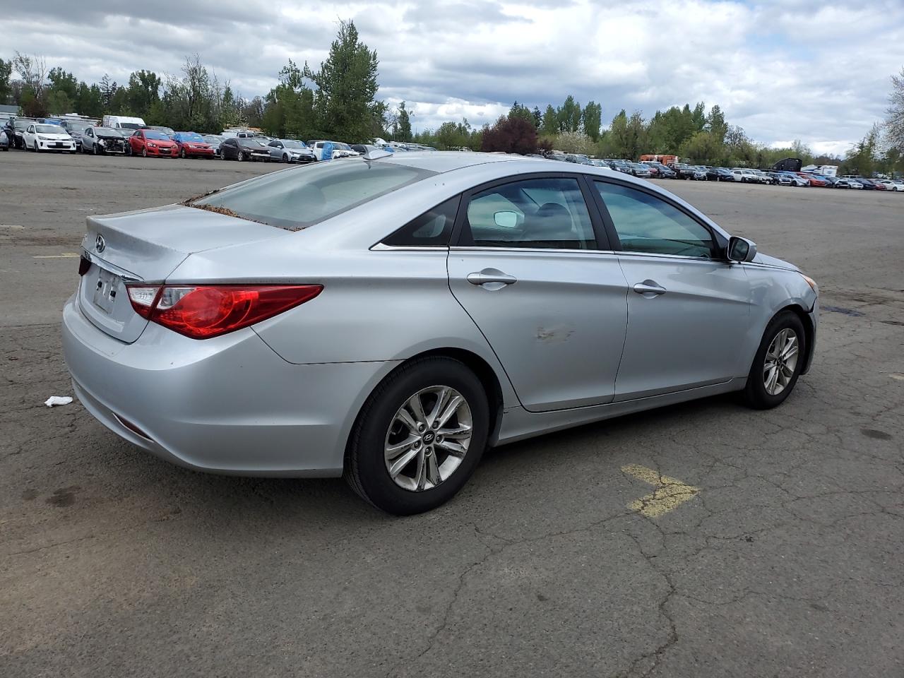 5NPEB4AC6DH777243 2013 Hyundai Sonata Gls