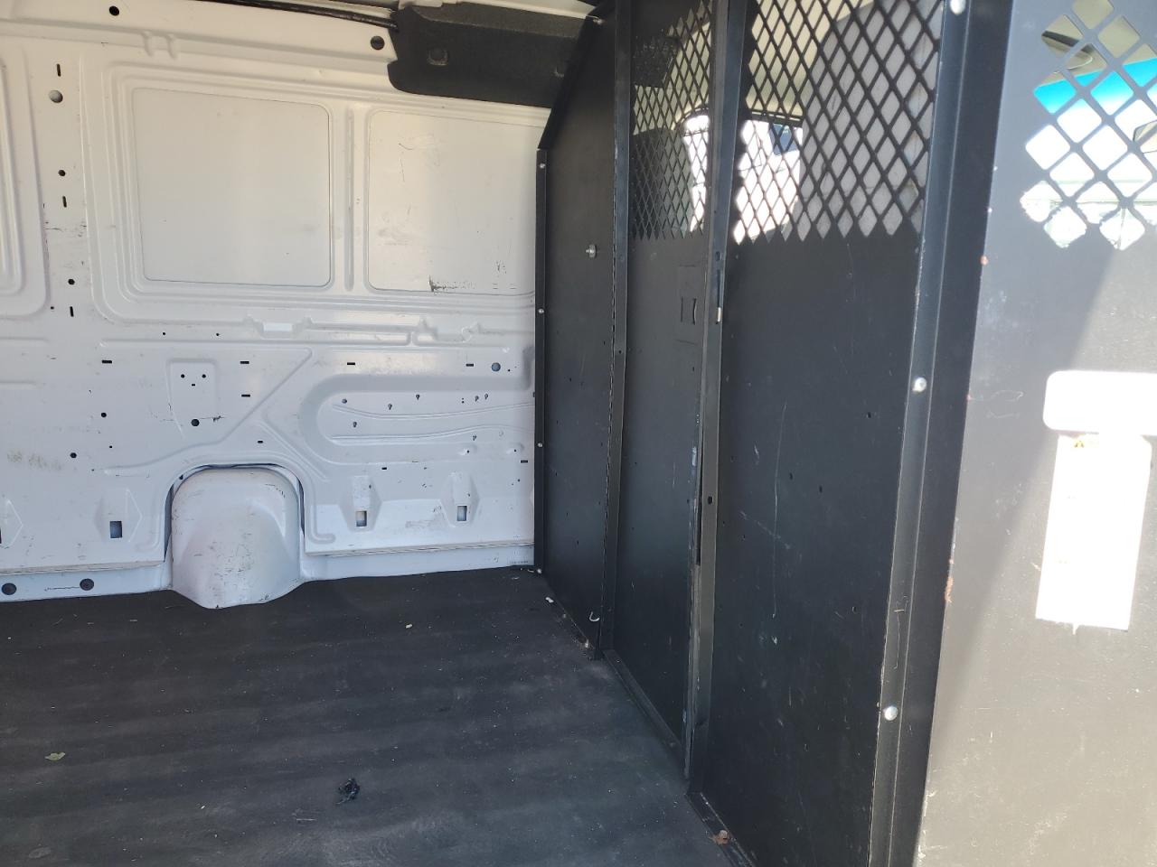 1FTNE2EW0BDA38727 2011 Ford Econoline E250 Van