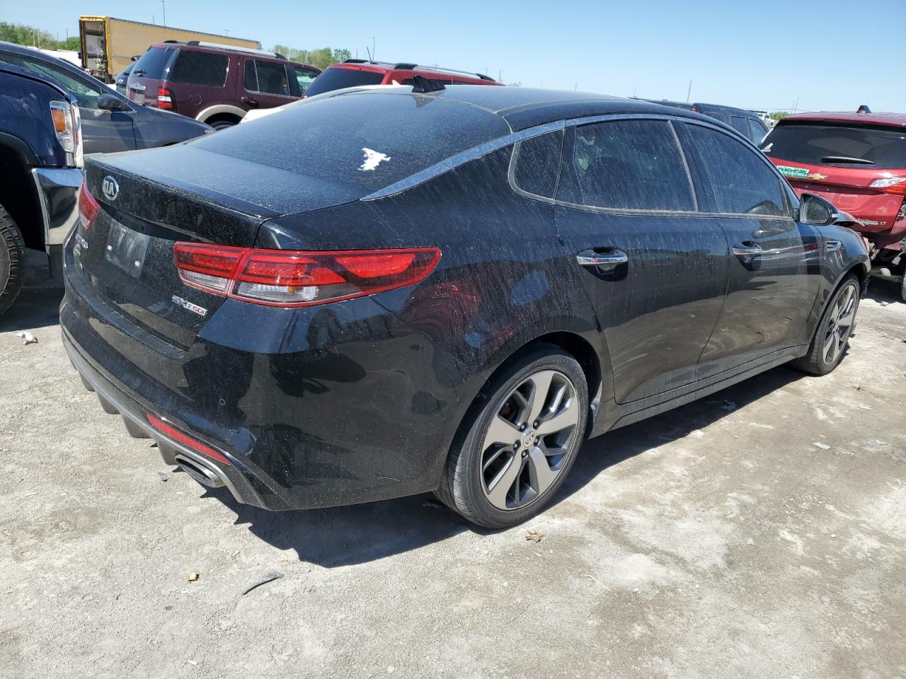 5XXGW4L28HG138963 2017 Kia Optima Sx