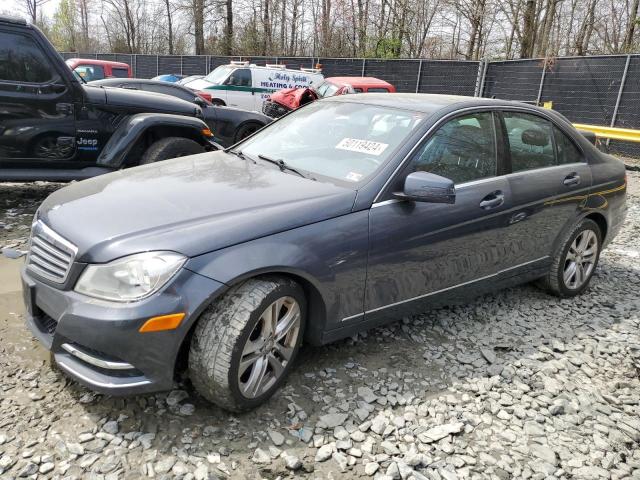 VIN WDDGF8AB6DR270255 2013 Mercedes-Benz C-Class, 3... no.1