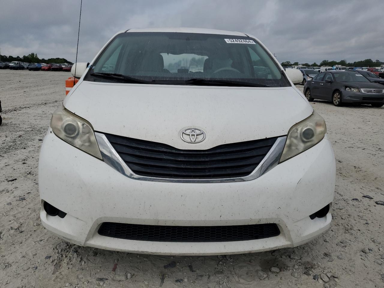 5TDKK3DC3DS388207 2013 Toyota Sienna Le