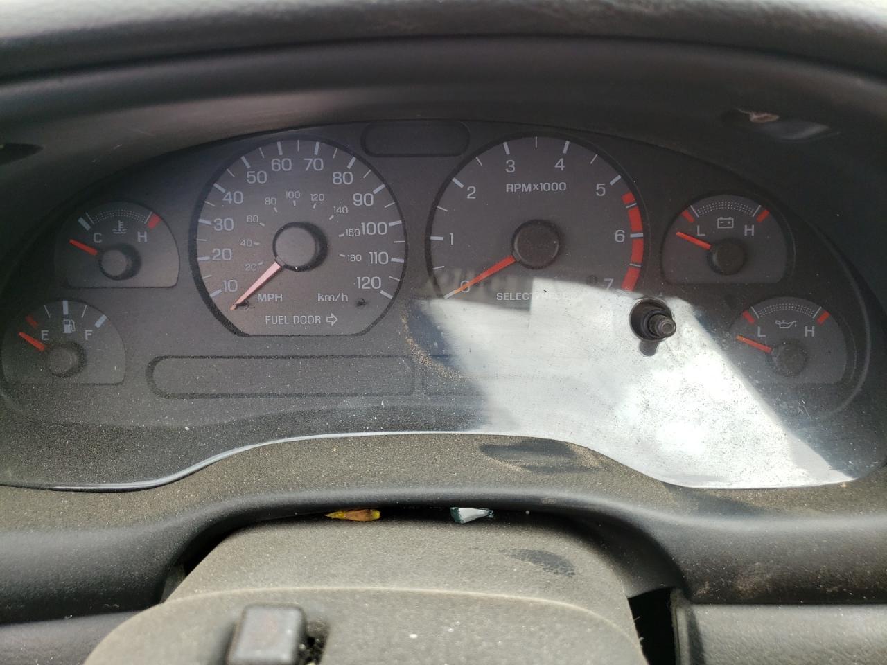 1FAFP4046XF167220 1999 Ford Mustang