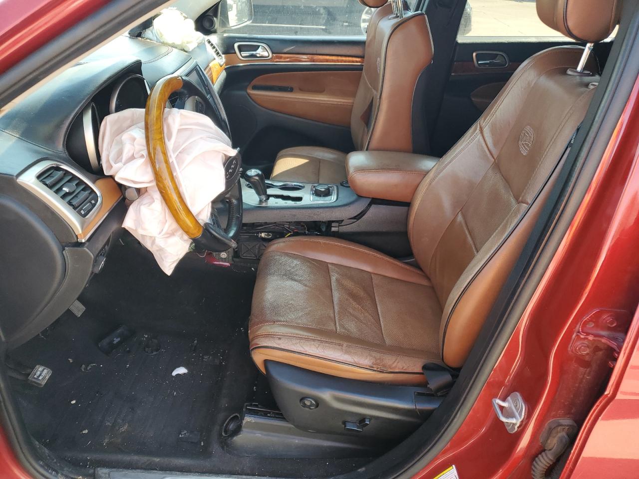 1J4RR6GT4BC608650 2011 Jeep Grand Cherokee Overland