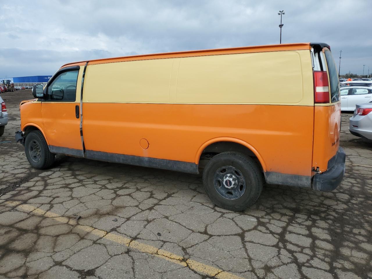 1GTW7GCA9B1135767 2011 GMC Savana G2500