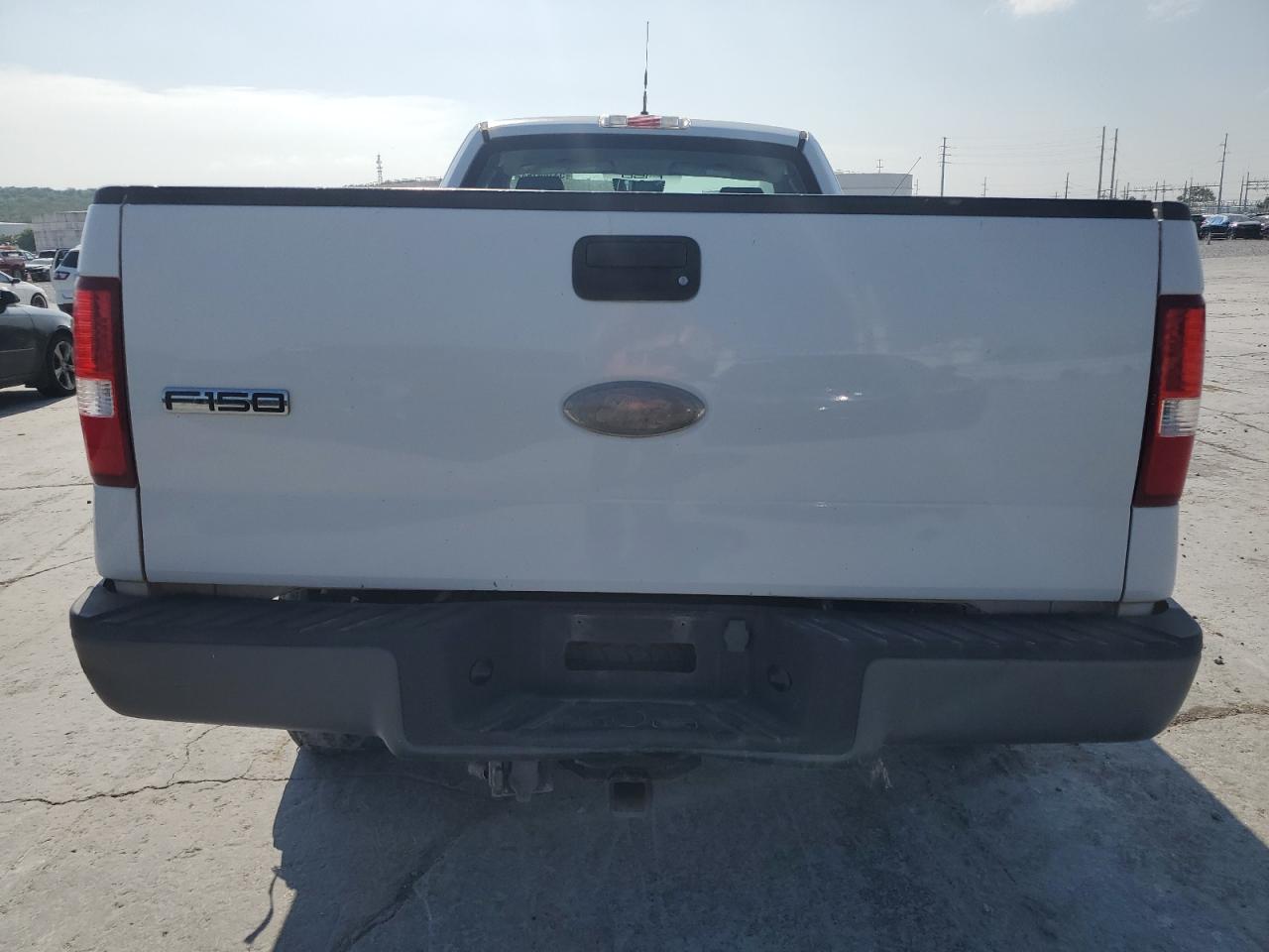 1FTRF14W57NA68592 2007 Ford F150