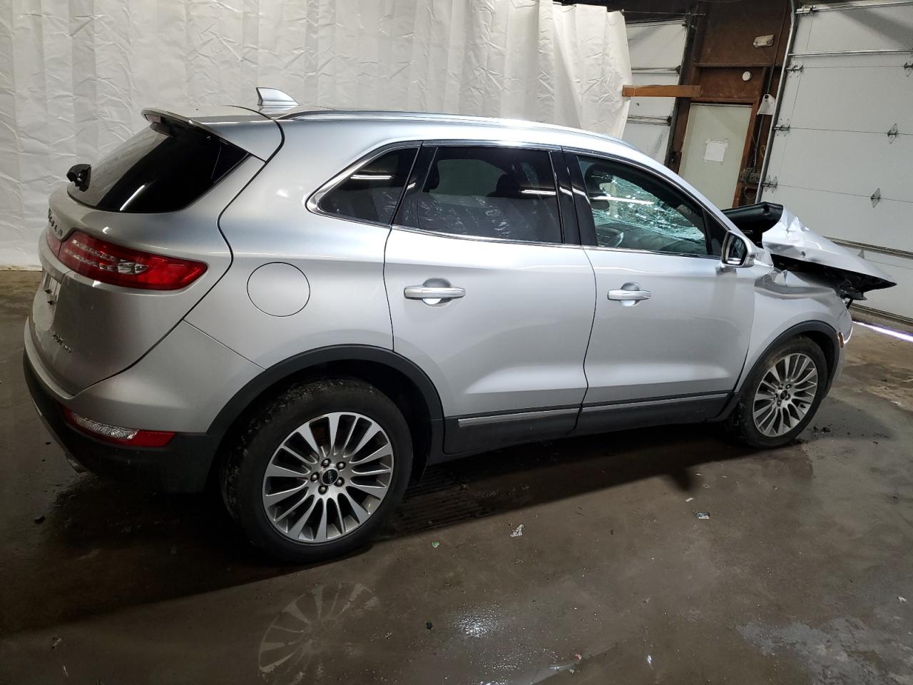 5LMCJ3D97JUL28636 2018 Lincoln Mkc Reserve