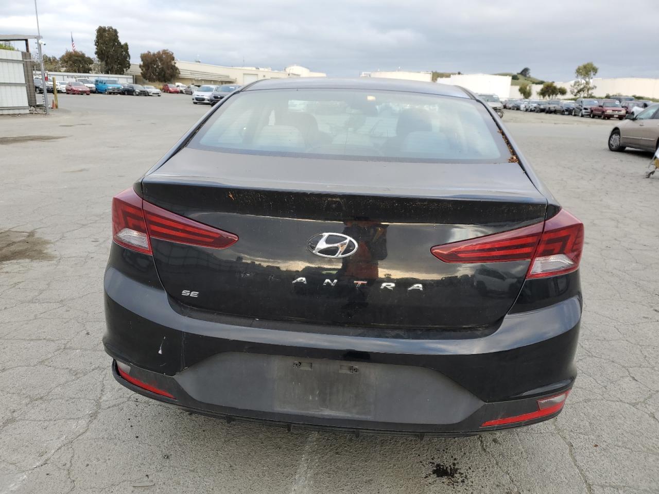 5NPD74LF8KH461571 2019 Hyundai Elantra Se
