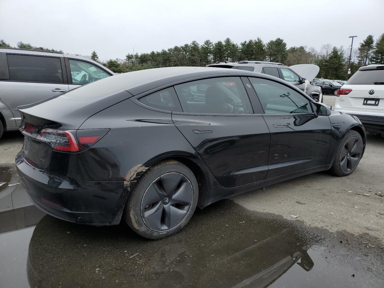 2018 Tesla Model 3 vin: 5YJ3E1EB3JF182388