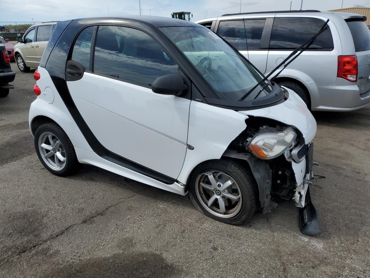 WMEEJ3BA3FK818489 2015 Smart Fortwo Pure