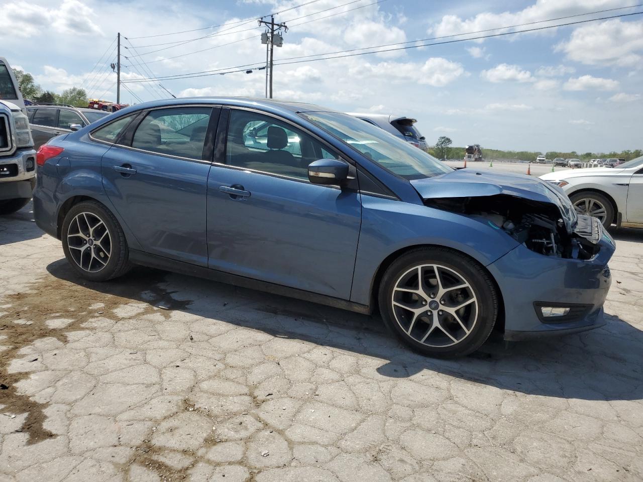 2018 Ford Focus Sel vin: 1FADP3H25JL265698