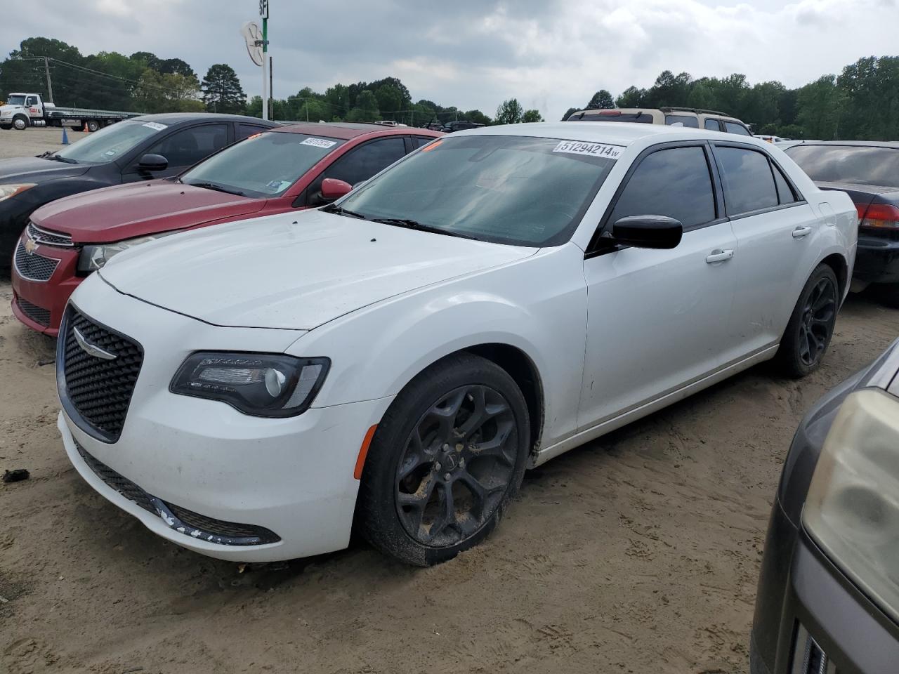 2C3CCAAG5KH648359 CHRYSLER 300 2019