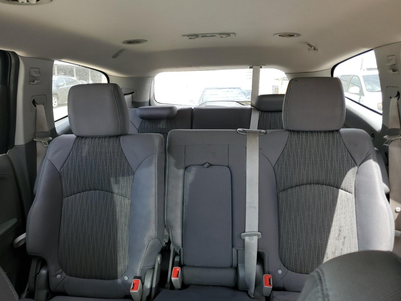 1GNKRFKD0EJ296938 2014 Chevrolet Traverse Ls