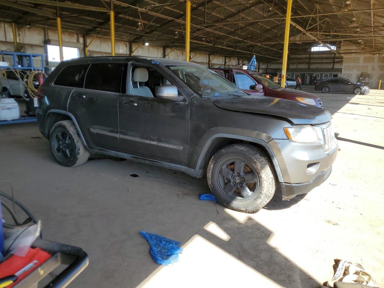 1C4RJEAG0CC216480 2012 Jeep Grand Cherokee Laredo