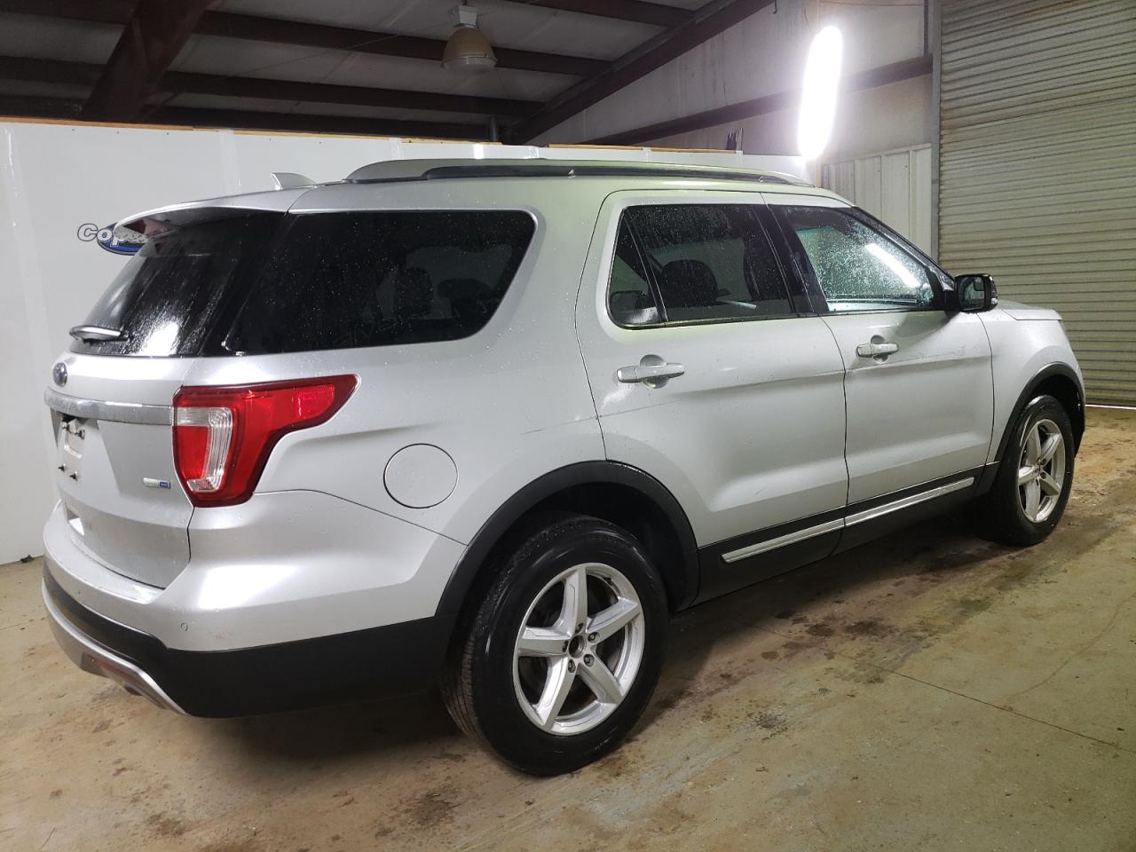 2016 Ford Explorer Xlt vin: 1FM5K8D81GGA97883