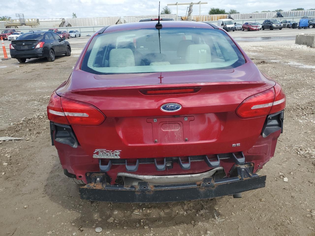 2017 Ford Focus Se vin: 1FADP3F27HL299445