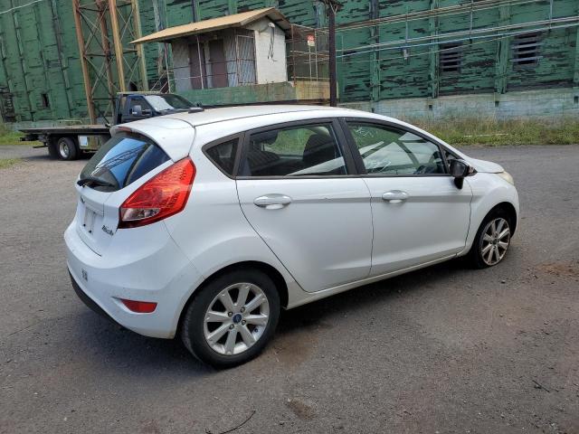 Vin: 3fadp4ej3dm123256, lot: 52581894, ford fiesta se 20133