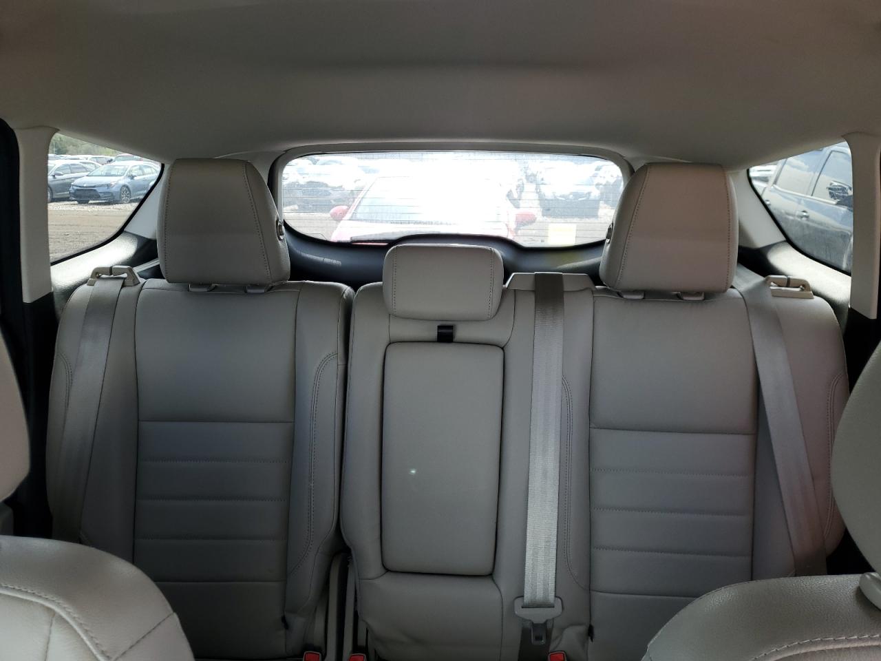 1FMCU0J91FUB91987 2015 Ford Escape Titanium