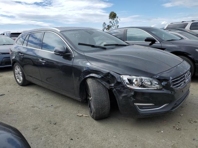 YV140MEKXG1305328 2016 Volvo V60 T5 Premier