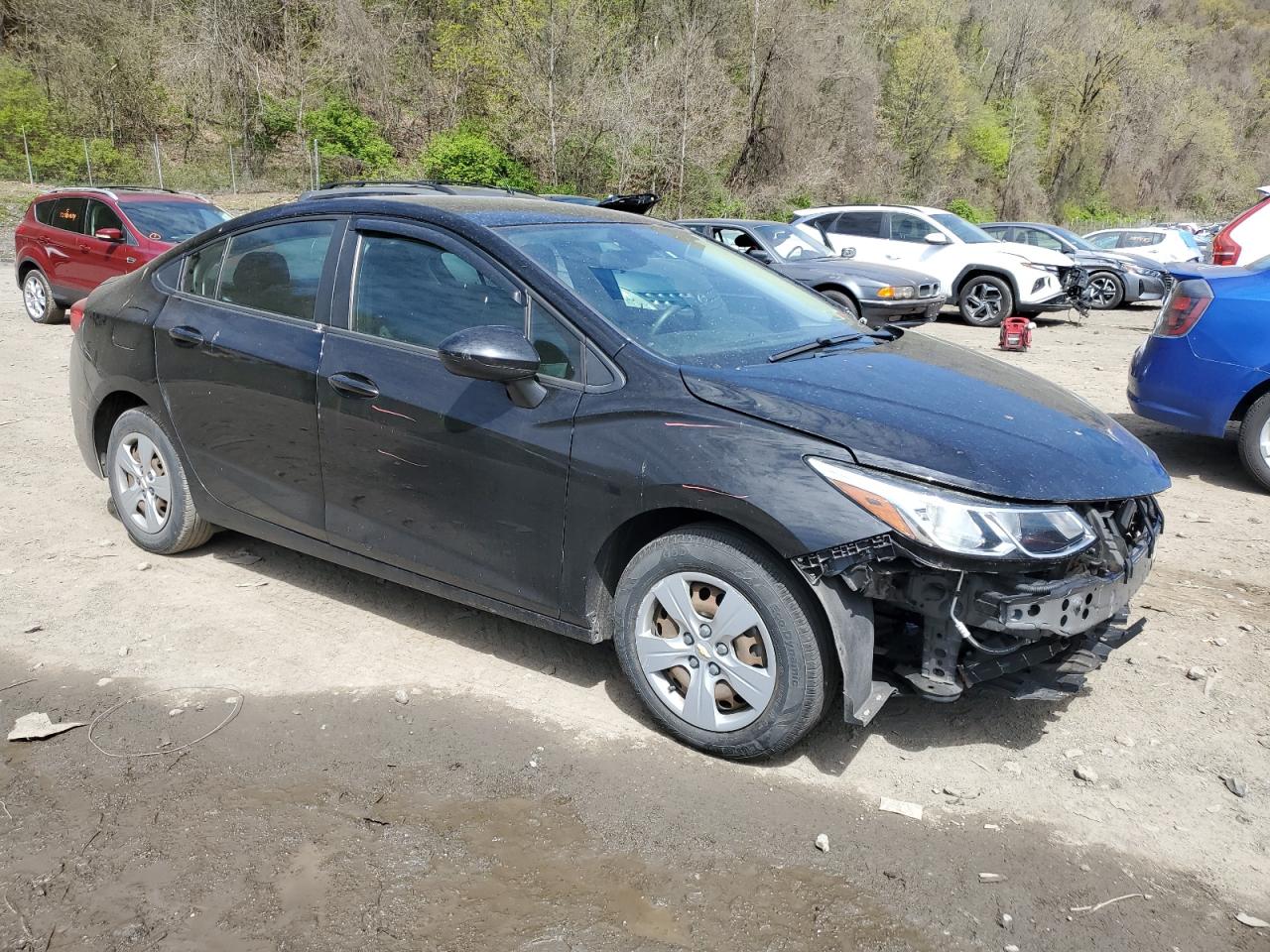 1G1BC5SM2J7238253 2018 Chevrolet Cruze Ls