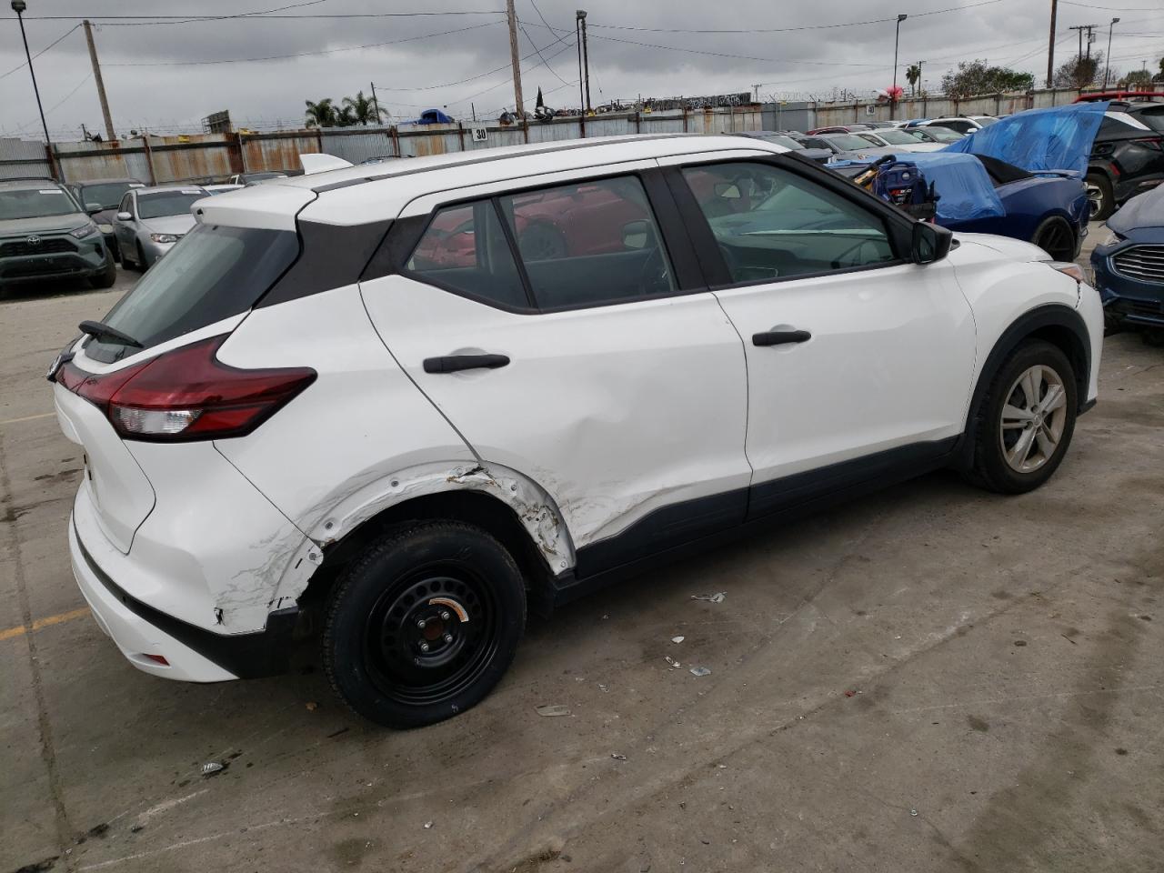 Lot #2492033559 2021 NISSAN KICKS S