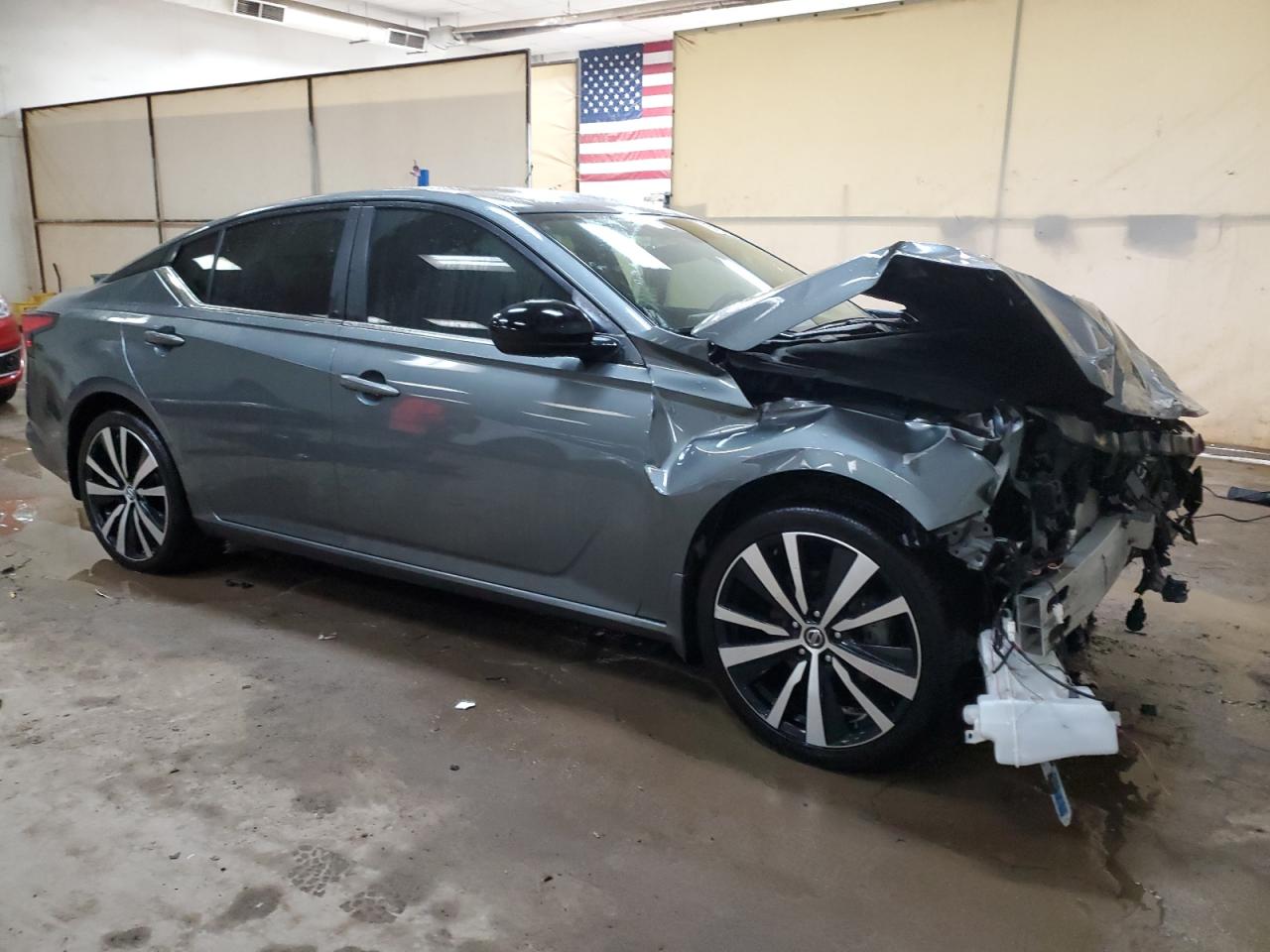 2020 Nissan Altima Sr vin: 1N4BL4CV7LC273895