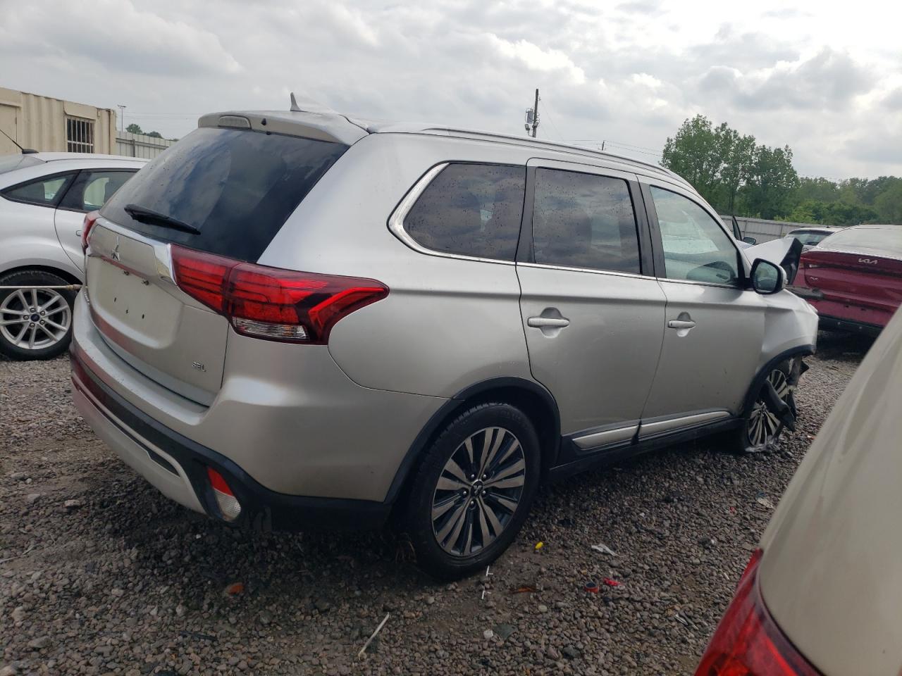 JA4AD3A33LZ025519 2020 Mitsubishi Outlander Se