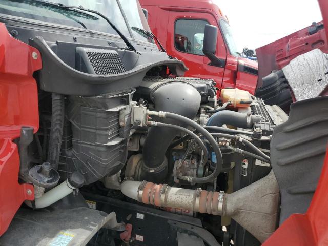 Lot #2455256361 2019 FREIGHTLINER CASCADIA 1 salvage car