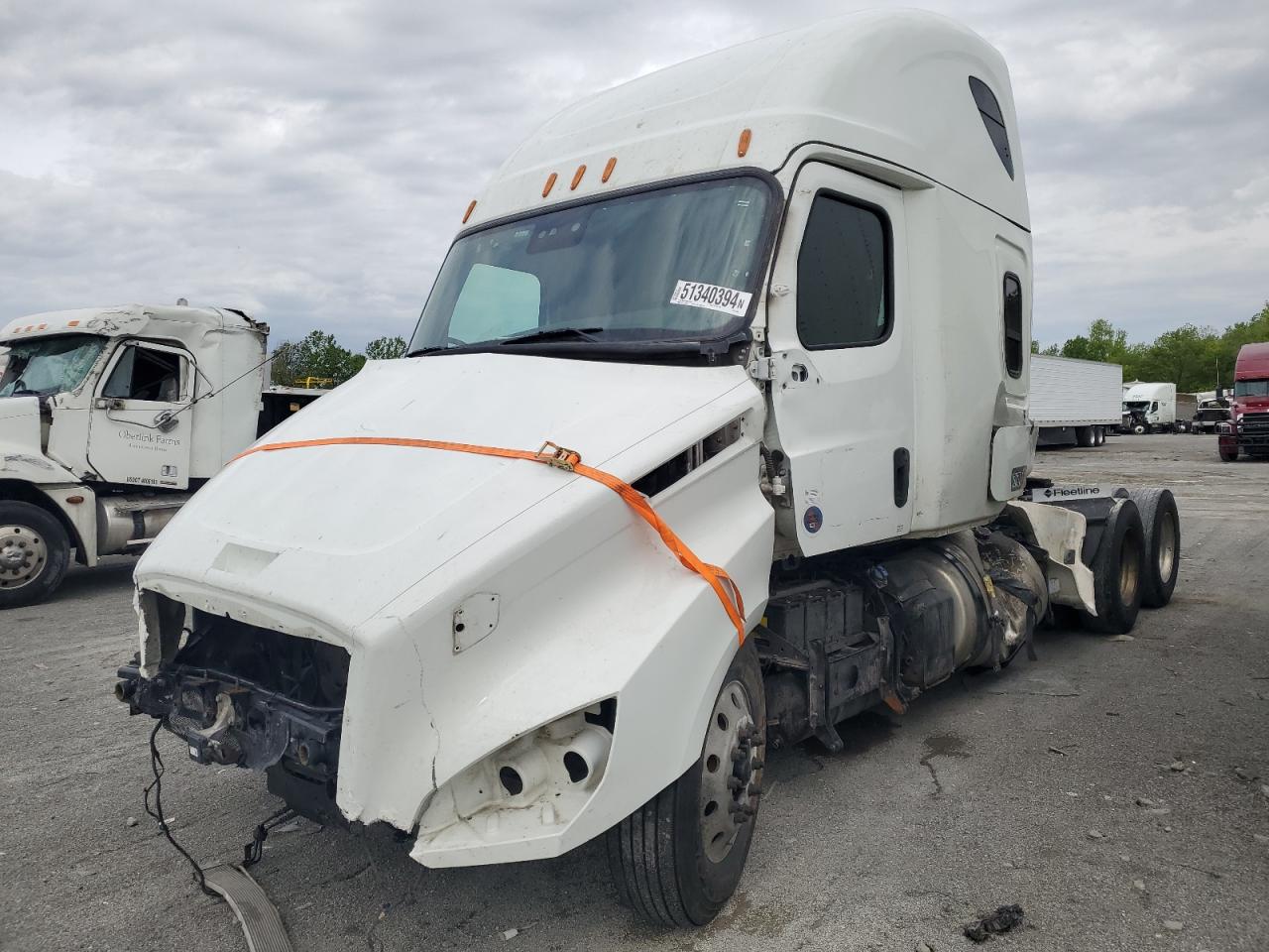 Lot #2921618712 2022 FREIGHTLINER CASCADIA 1