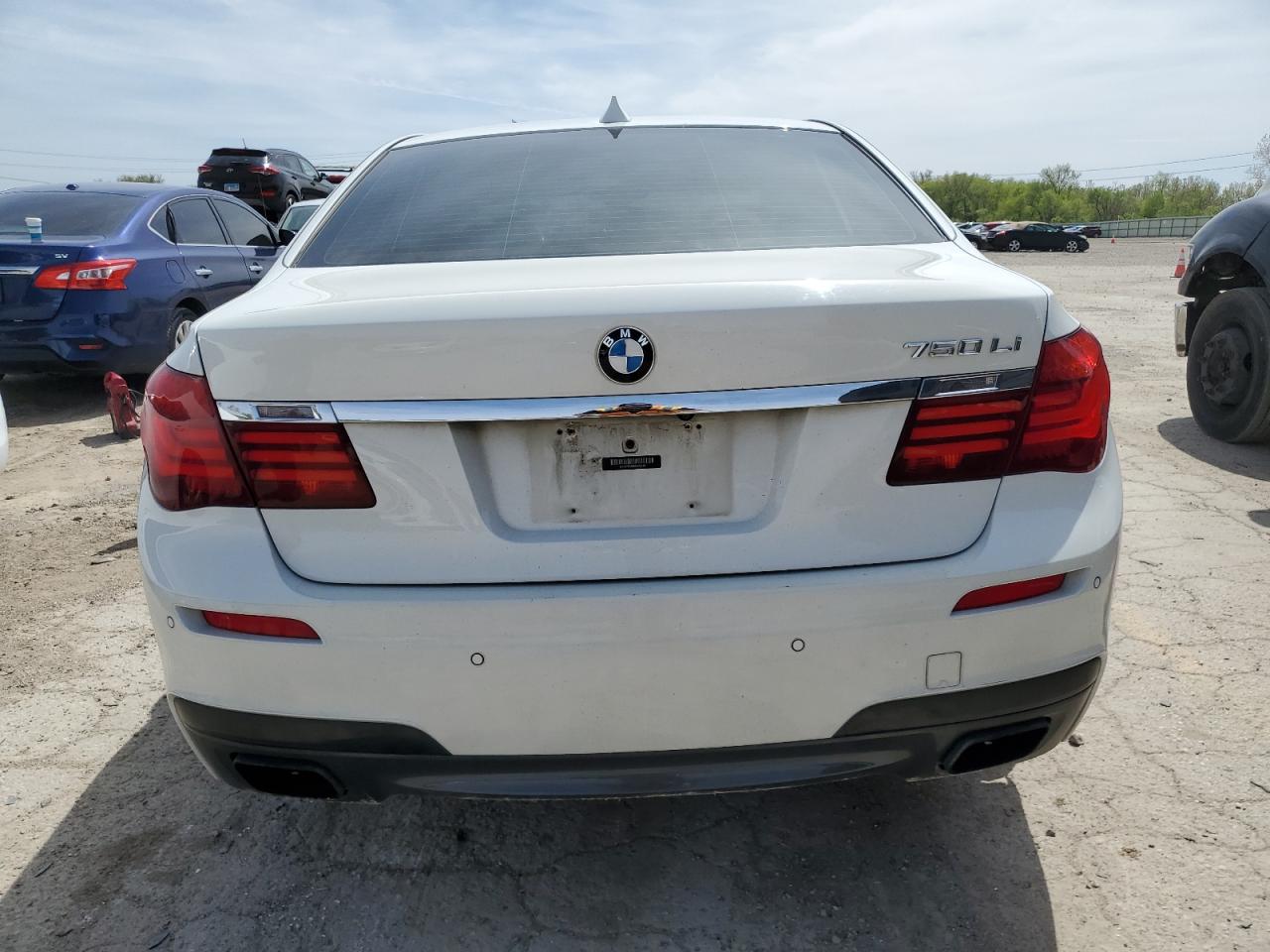 2013 BMW 750 Lxi vin: WBAYF8C55DD140919