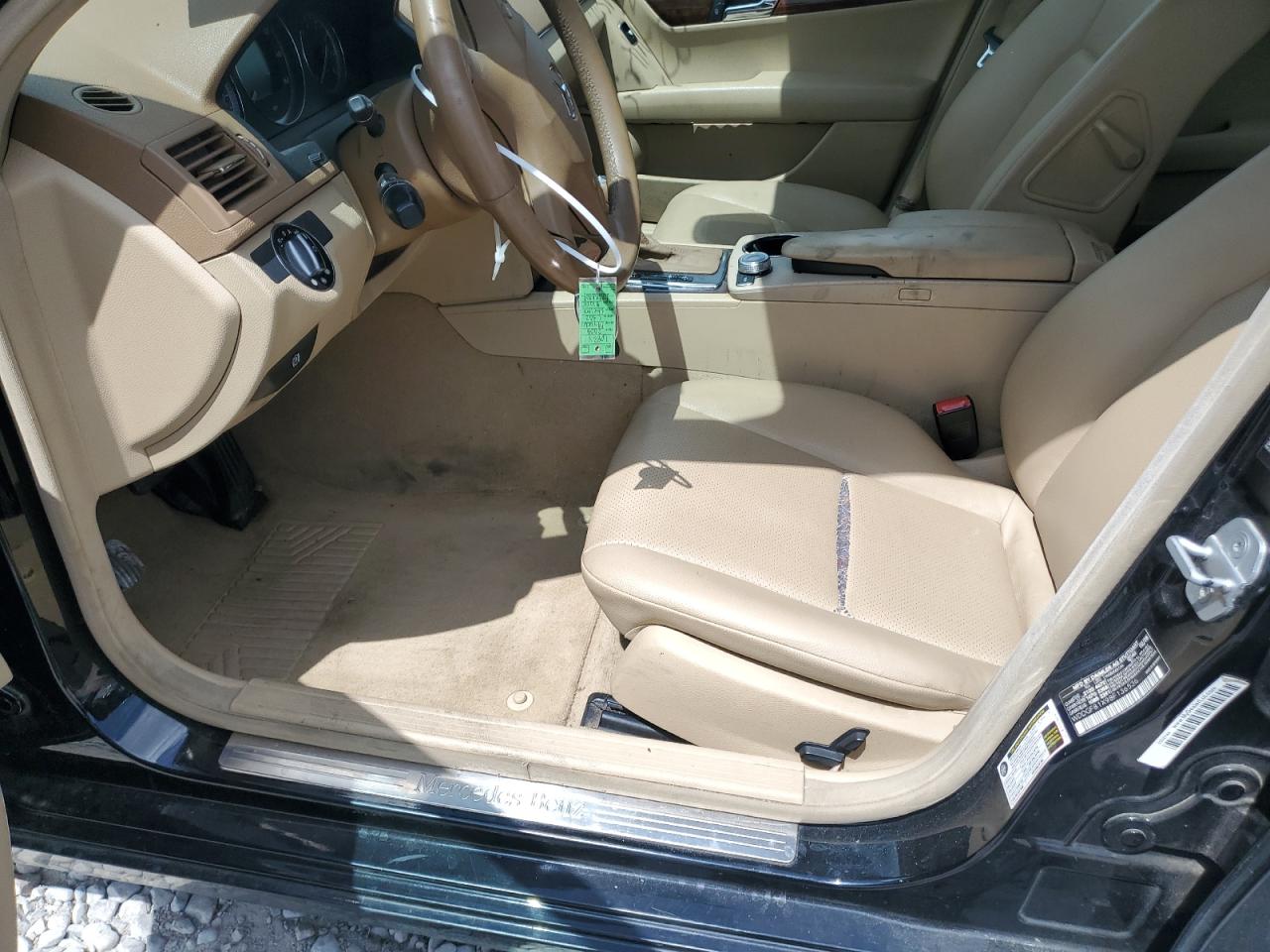 WDDGF81X98F136536 2008 Mercedes-Benz C 300 4Matic