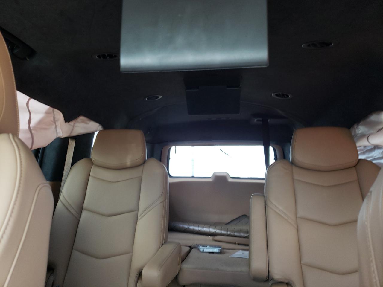 1GYS3KKJ5HR208779 2017 Cadillac Escalade Esv Platinum