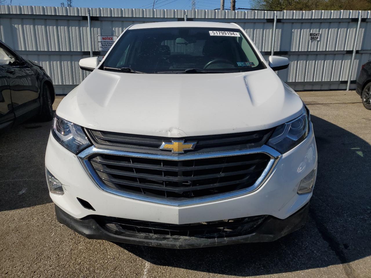 2GNAXSEV3J6120875 2018 Chevrolet Equinox Lt