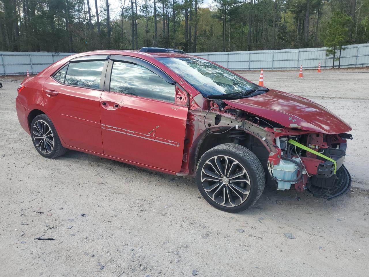 2015 Toyota Corolla L vin: 2T1BURHE6FC298148