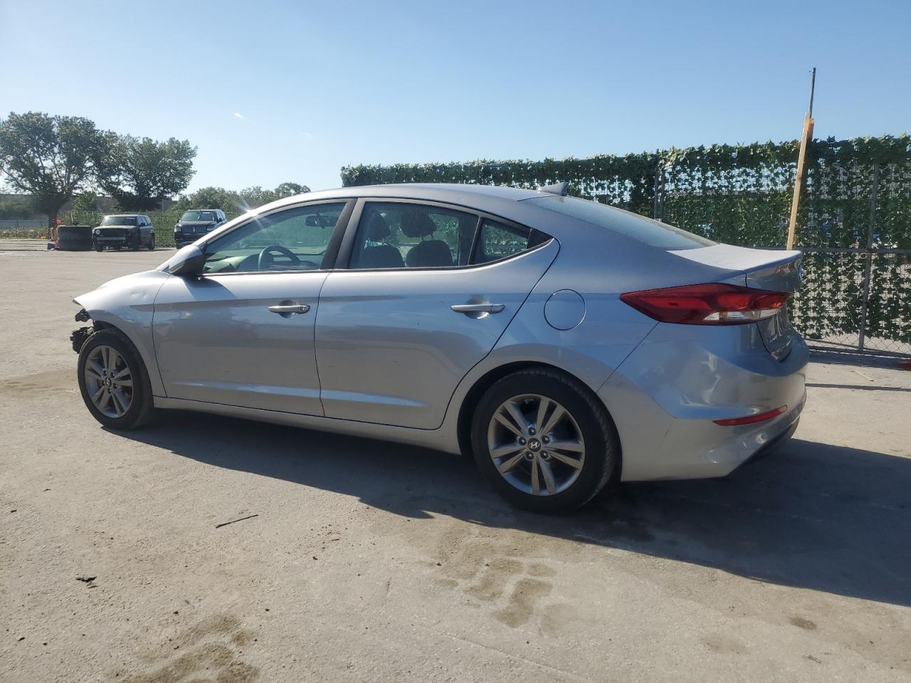 5NPD84LF7HH088061 2017 Hyundai Elantra Se