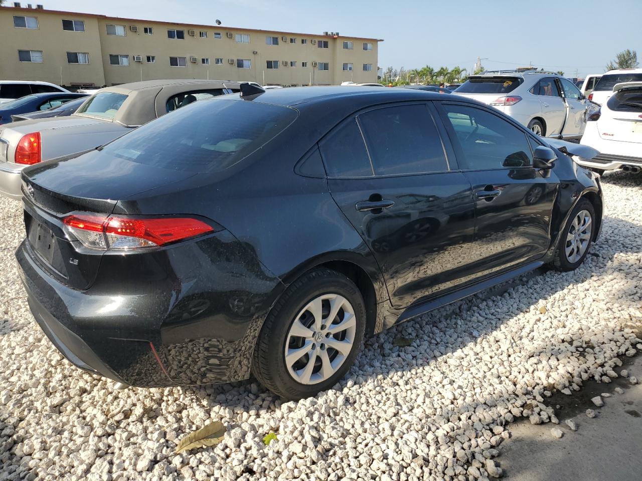 2020 Toyota Corolla Le vin: 5YFEPRAE7LP025925