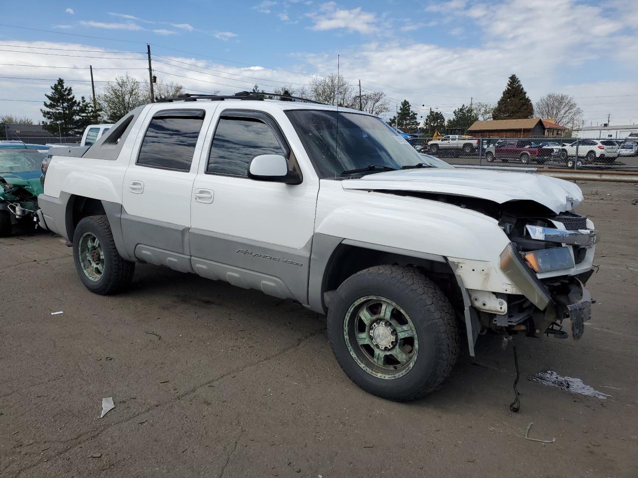 3GNGK23GX2G159904 2002 Chevrolet Avalanche K2500