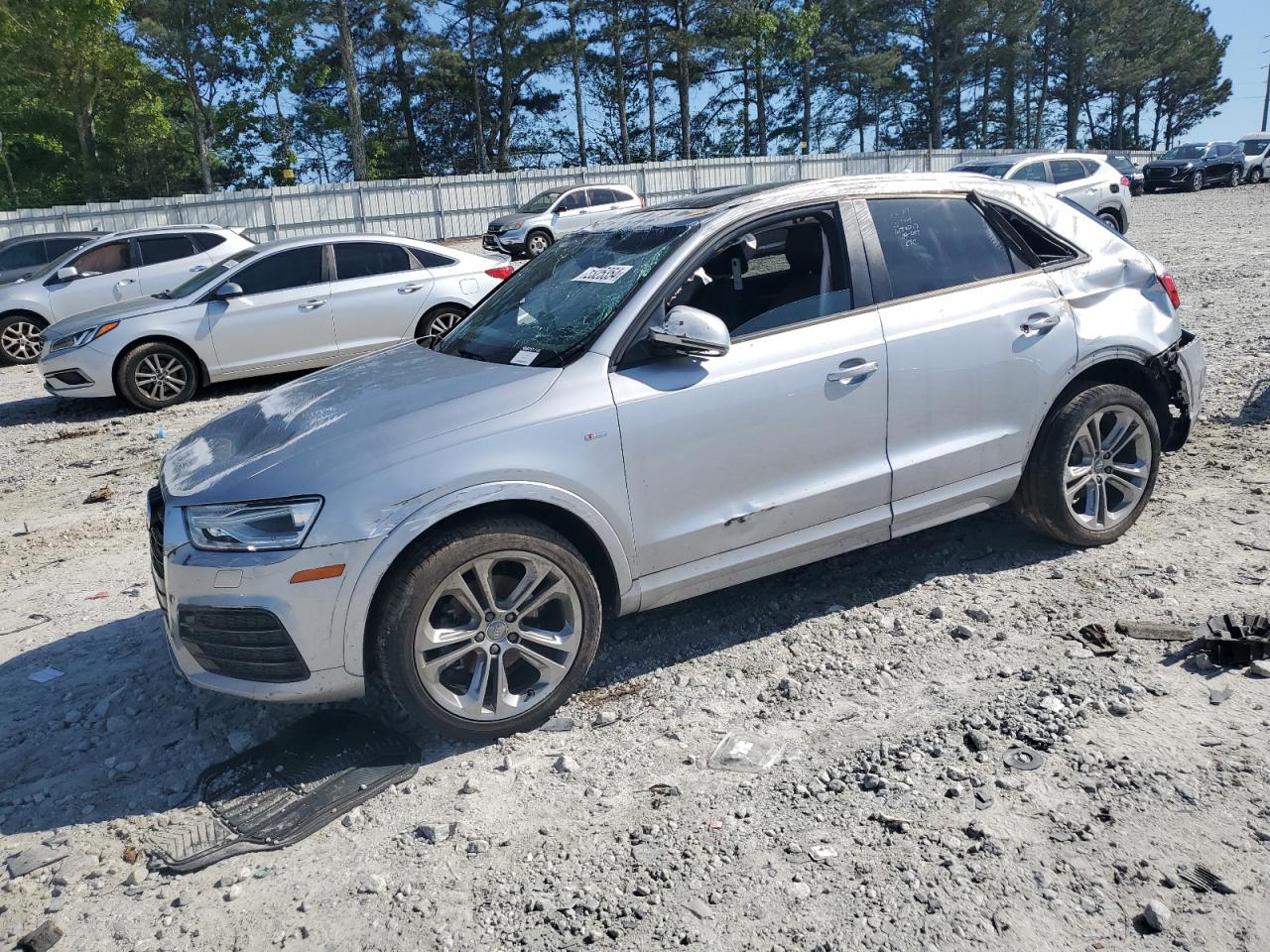 WA1BCCFS0JR005717 2018 Audi Q3 Premium