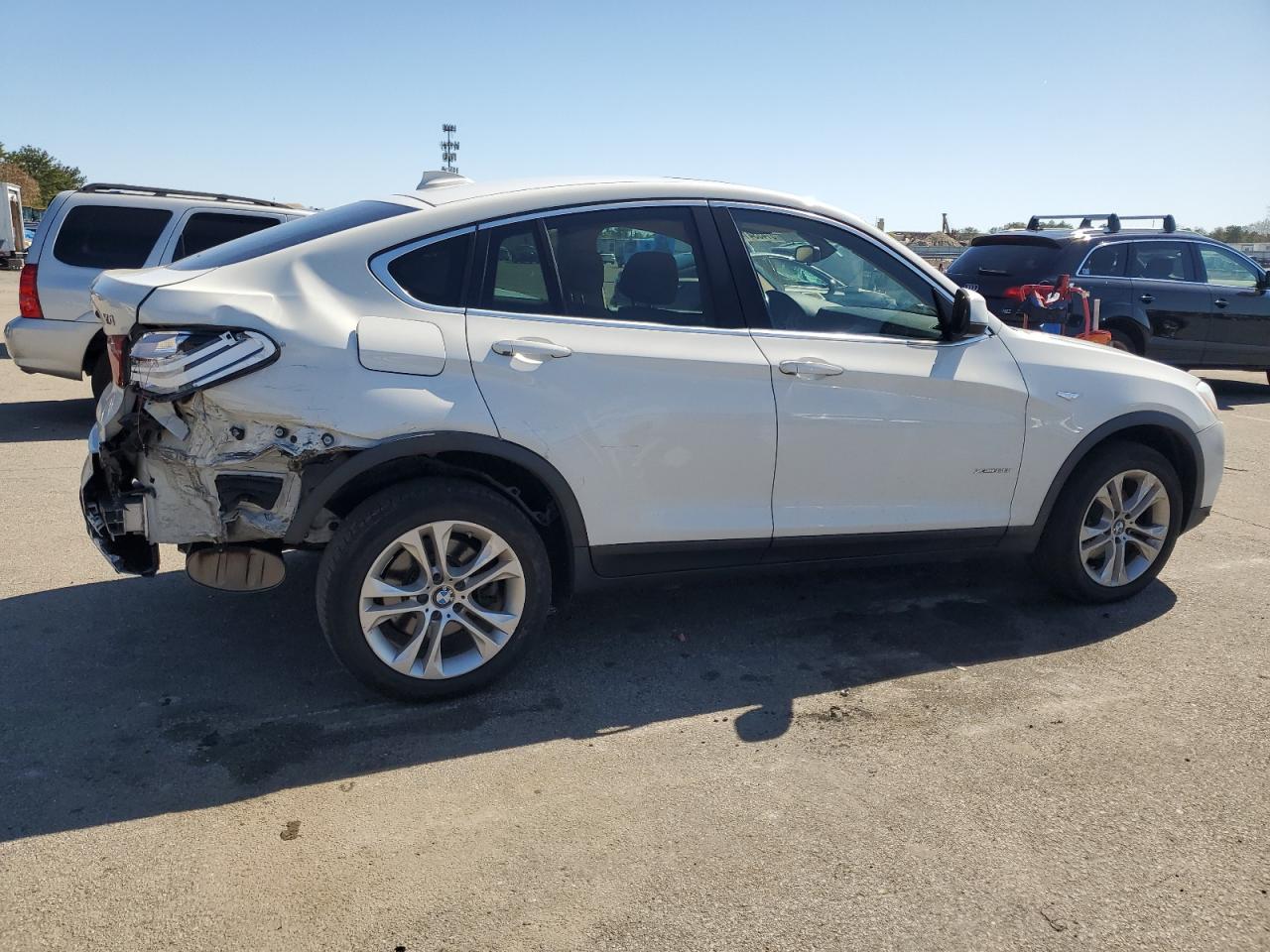 5UXXW3C59H0T77796 2017 BMW X4 xDrive28I