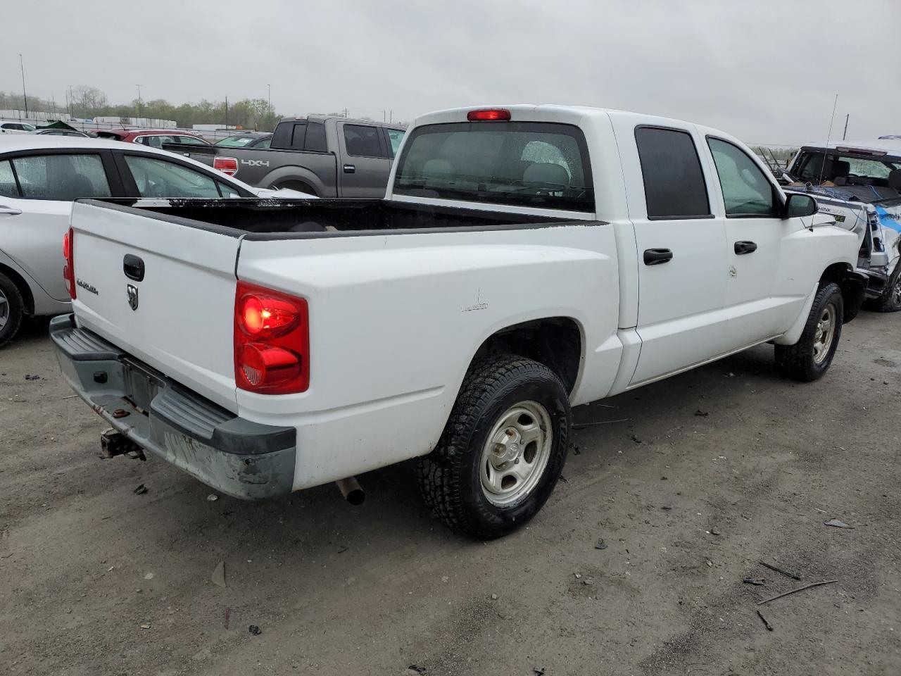 1D7HE28K58S562018 2008 Dodge Dakota Quad